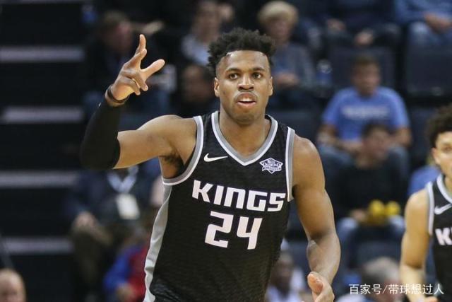 英超-B费点射凯塞多远射破门 曼联1-1切尔西